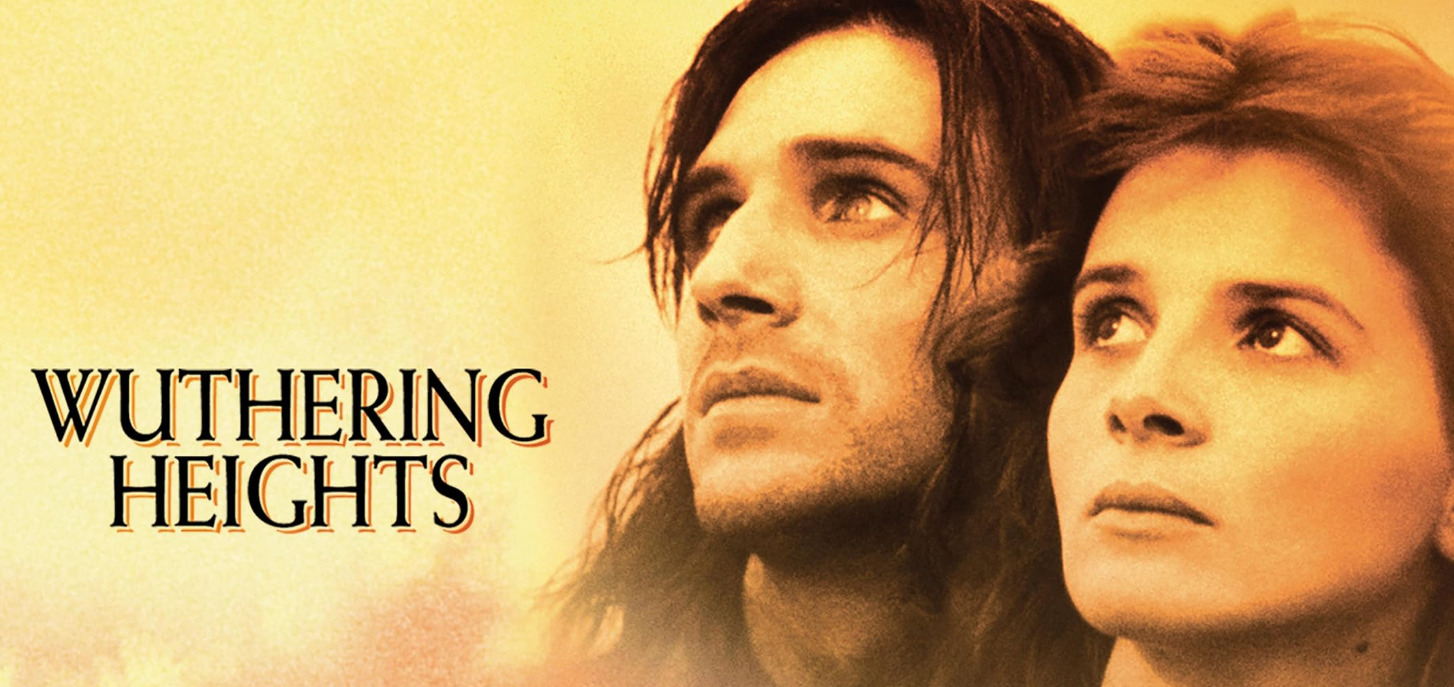 <p>A versão de 1992, dirigida por Peter Kosminsky, foi estrelada por Juliette Binoche no papel de Catherine e marcou a estreia de Ralph Fiennes no cinema como Heathcliff. Diferentemente do filme de 1939, essa adaptação também contempla a segunda parte do romance, incluindo a trajetória dos filhos da primeira geração.</p>
