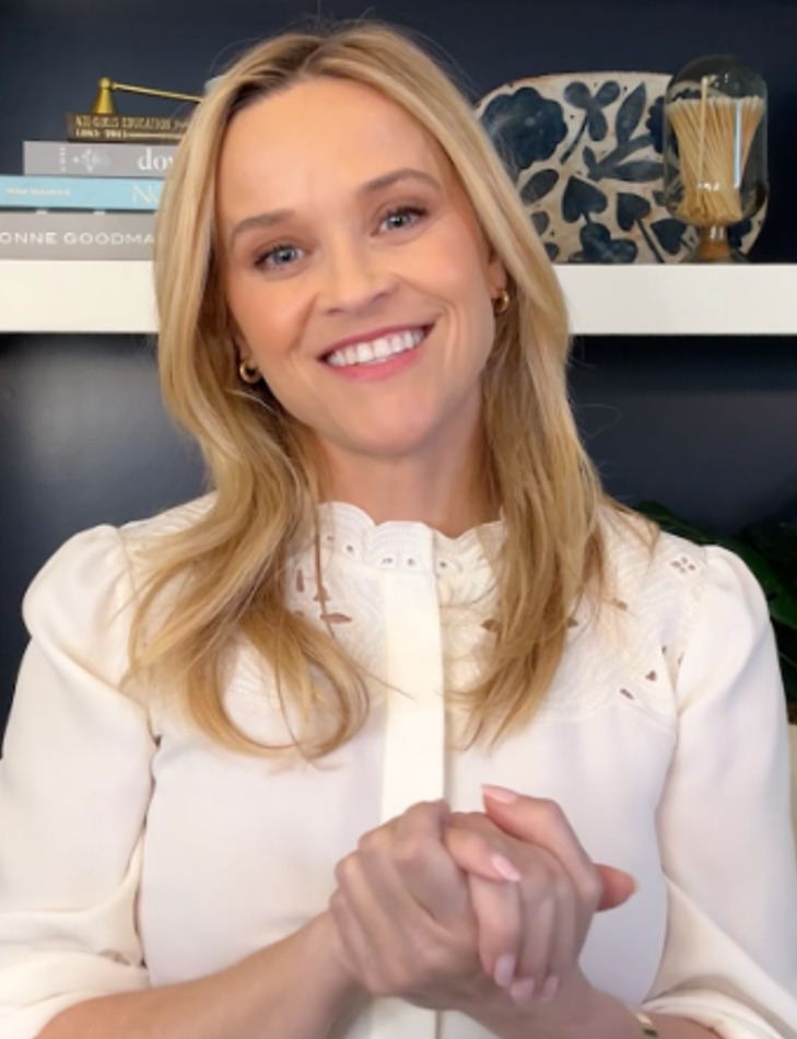 Para comemorar o aniversário, a atriz também fez uma festa em um bar em Nashville no dia 21 de março. Entre os convidados estavam as atrizes Nicole Kidman, Isla Fisher e Mariska, além de familiares, amigos e filhos da atriz.
