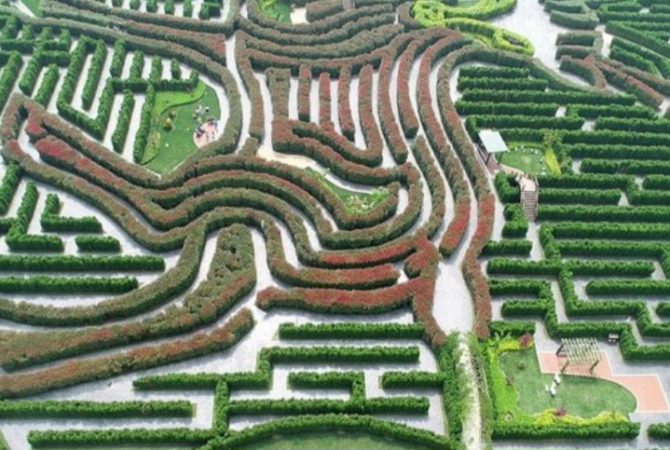 Jardim-labirinto é desafio verde para visitantes: o maior fica na China