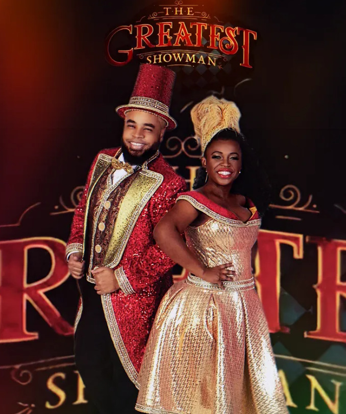 <p>Nos palcos, integrou a montagem brasileira de “A Cor Púrpura”, dirigida por Tadeu Aguiar, e foi finalista em audições internacionais para musicais sobre Tina Turner e “O Rei Leão”, em Madri. Em São Paulo, interpretou P.T. Barnum em “O Rei do Show” e participou de “Kiss Me, Kate – O Beijo da Megera”, ao lado de Miguel Falabella e Fafy Siqueira.</p>
