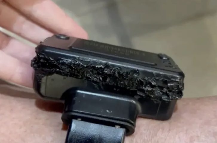 <p>Caso essas regras sejam violadas — por exemplo, se a pessoa tentar remover o equipamento ou sair da área permitida — um alerta é enviado automaticamente às autoridades.</p>
