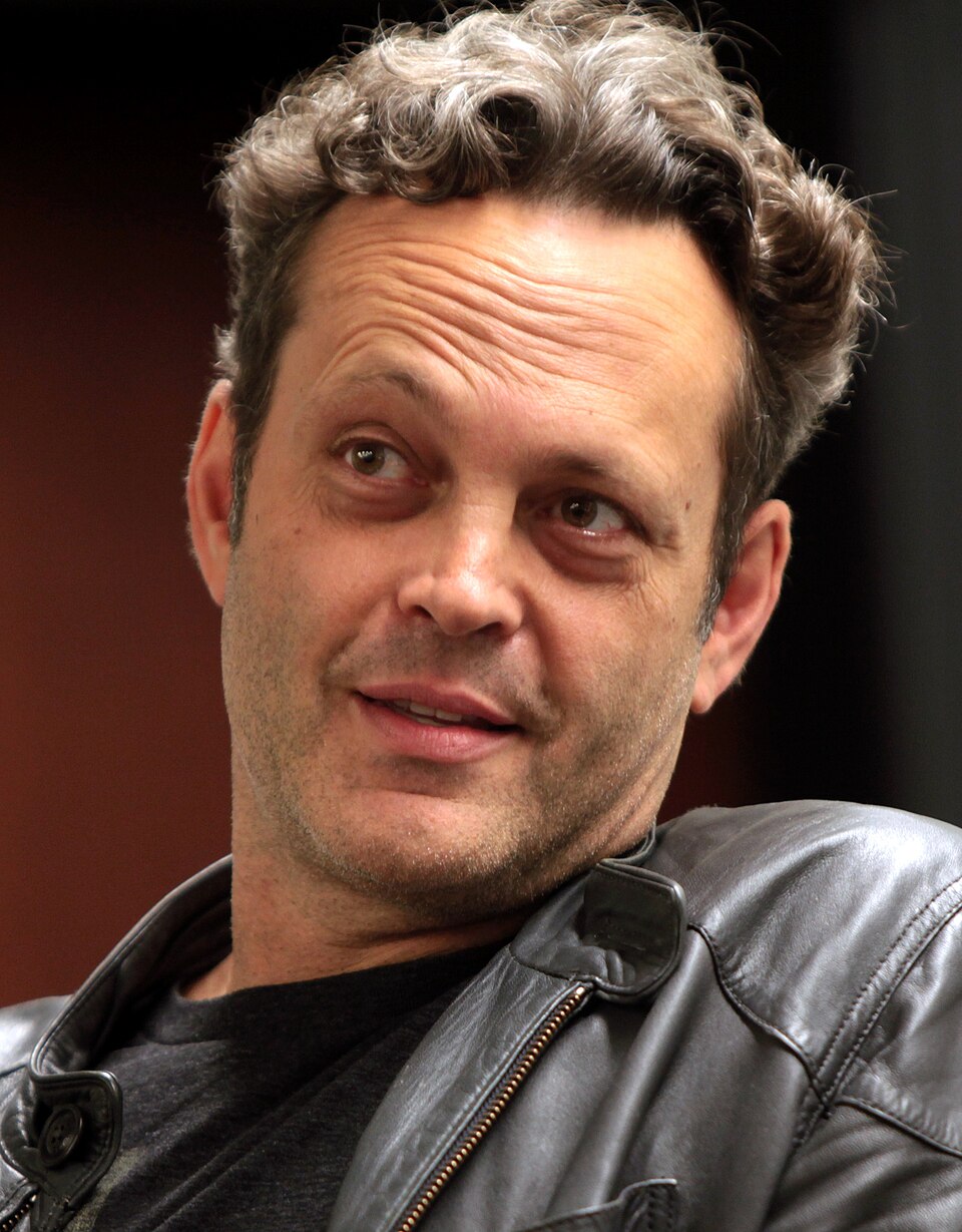 No filme, há ainda Vince Vaughn em dose dupla, já que o ator interpreta duas versões do mesmo personagem. Sobre o desafio, o ator comentou: “Foi divertido fazer os dois papéis porque são o mesmo personagem, só que em fases diferentes da vida. Eu atuei em todas as cenas, mas parece mesmo que existem dois Nicks”.
