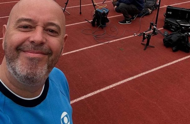 Apresentador Alex Escobar