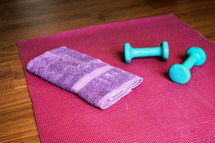 Tapete de exercício - Andrea Stuart/Unsplash