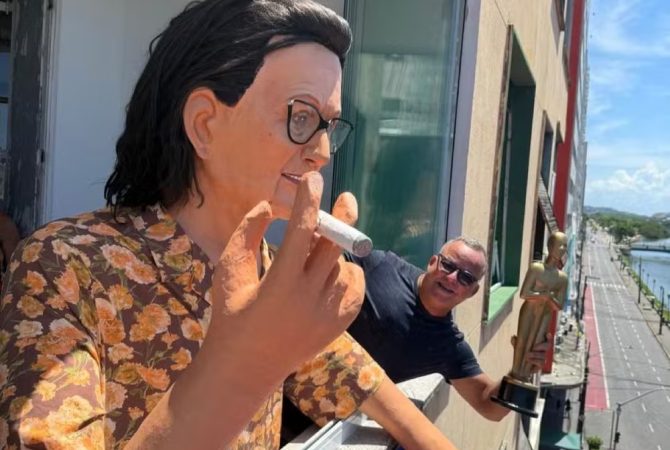 Brasil não leva Oscar, mas filme consagrou Tânia Maria: atriz virou até “boneca de Olinda”