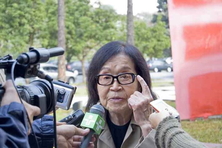 A artista plástica Tomie Ohtake 