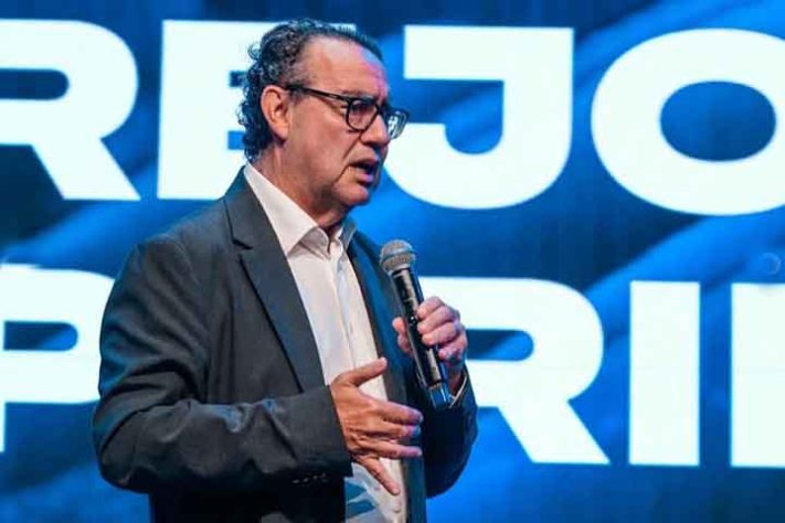 O escritor Augusto Cury 