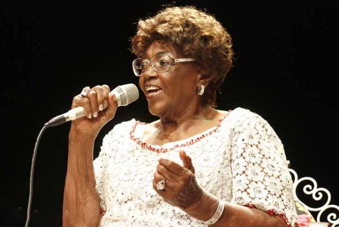 Dona Ivone Lara: o pioneirismo e talento da sambista que marcou gerações