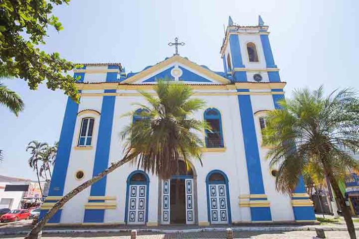 Paróquia Exaltação da Santa Cruz - Ubatuba, Estância Balneária de Ubatuba, município do estado de São Paulo - ROGERIO CASSIMIRO/Wikimédia Commons