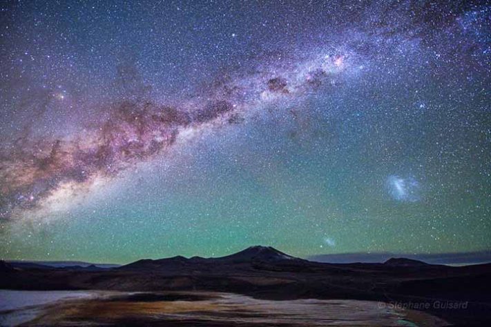 O céu do Atacama é um dos mais limpos do mundo para observação astronômica - Vale da Lua, Valle de la Luna, Deserto do Atacama (Chile) - Reprodução do Flickr Grypons Art