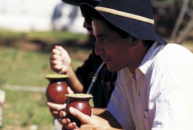 Chimarrão: mais que uma bebida, um ritual que expressa identidade e atravessa gerações