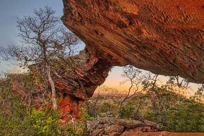 Alcinópolis, cidade que se destaca pela arte rupestre