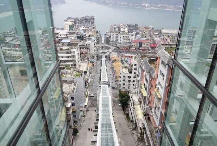 China inaugura a maior escada rolante ao ar livre do mundo - Reprodução/Redes Sociais