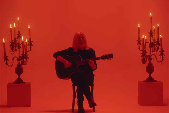 Em setembro de 2025, o artista lançou nas mídias digitais o álbum comemorativo “A Dança dos Signos”, com releituras do espetáculo. A nova turnê teve início em São Paulo e tem datas marcadas para diversas capitais brasileiras até o fim de 2026. 
