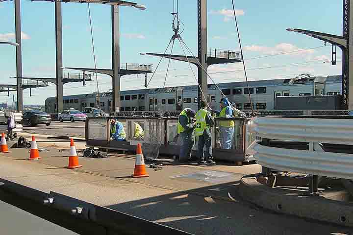 A ponte é tombada como patrimônio histórico e recebe manutenção constante. Sua preservação garante que futuras gerações possam admirar e compreender sua importância.