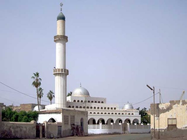 Mesquita Sheikh Hanafi - Massawa ou Mitsiwa, Eritrea - Reprodução do Flickr David Stanley