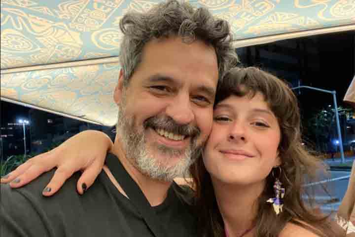 Na vida pessoal, em que costuma ser bastante discreto, Bruno Garcia é pai de Bella Garcia, fruto do casamento do ator com a estilista Marta Macedo, de quem se separou em 2002. 
