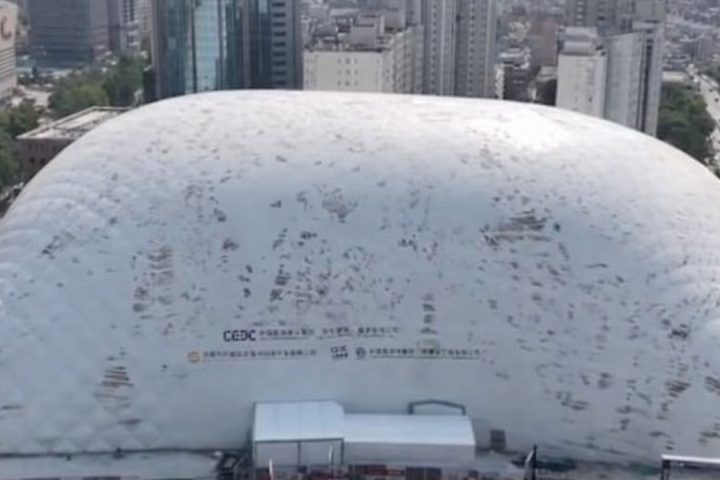 China inova e usa bolhas em obras para evitar poeira e poluição sonora - Reprodução/YouTube