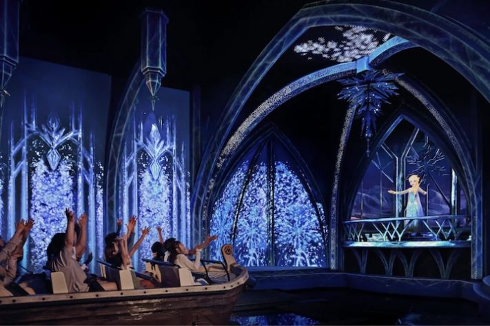 Disneyland Paris inaugura área de Frozen com palácio de gelo – Divulgação/Disney Parks Blogs