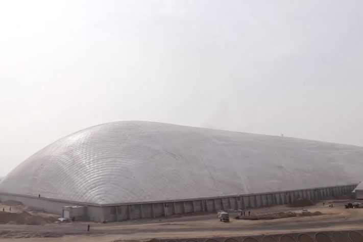 China inova e usa bolhas em obras para evitar poeira e poluição sonora - Reprodução/YouTube