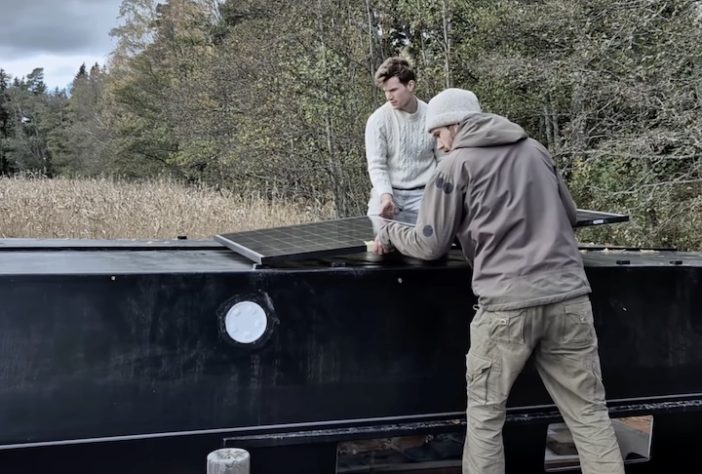 Finlandês constrói com as próprias mãos um barco de 11 metros movido a energia solar - Reprodução/True North Yachts 