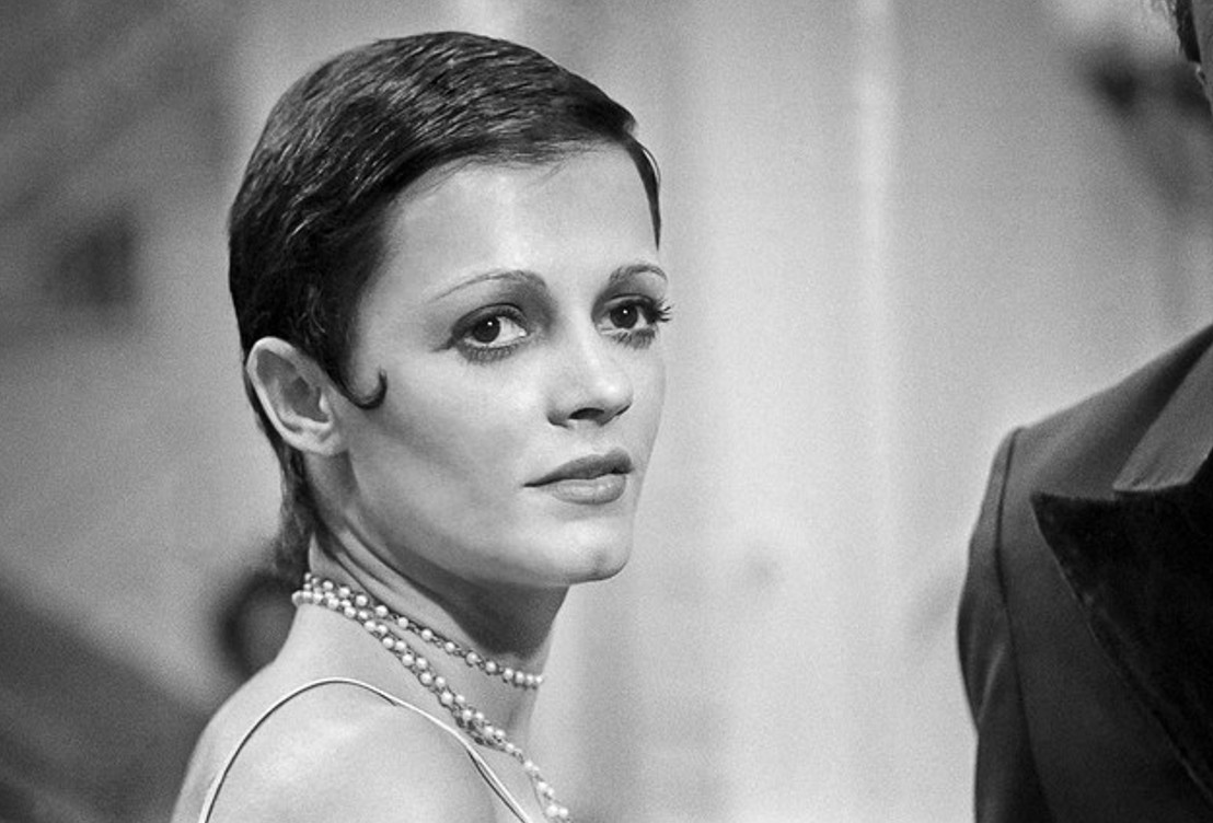 Ainda em 1968, estreou na televisão na novela “Beto Rockfeller”, da TV Tupi, produção que marcou a teledramaturgia brasileira. Depois, reprisou o papel em “A Volta de Beto Rockfeller”. Em 1974, estreou na TV Globo na novela “O Rebu” e, a partir daí, integrou o elenco de diversas produções da emissora.
