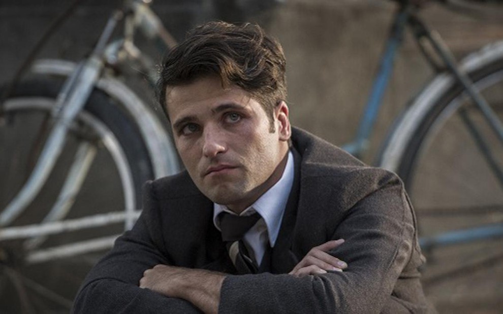 Na TV Globo, Bruno ainda interpretou personagens como Júnior, em 