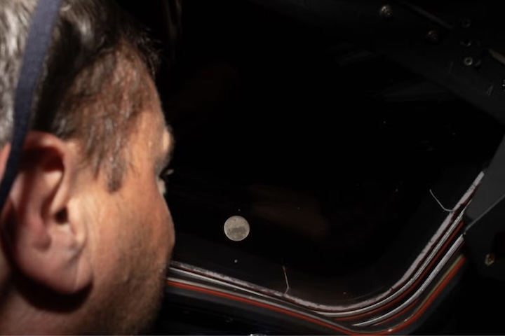 O presidente Donald Trump parabenizou a equipe via telefone, classificando-os como 