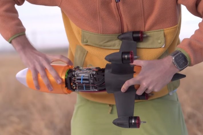 Drone criado por engenheiros sul-africanos com impressora 3D se torna o mais rápido do mundo - Reprodução/YouTube Luke Maximo Bell