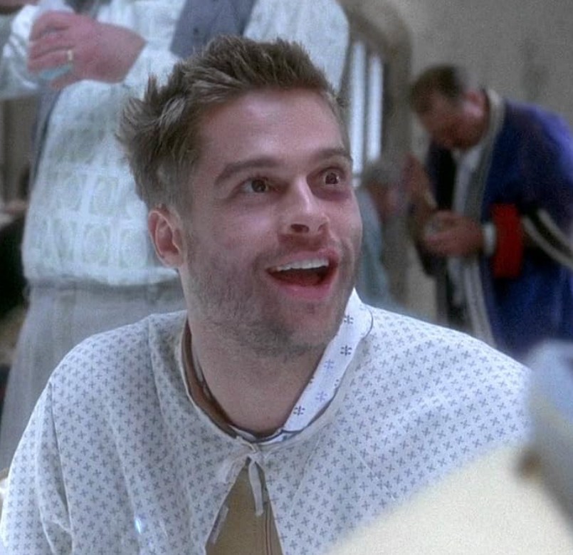 Depois, ele, aos poucos, consolidou  a sua carreira em Hollywood para além de um rosto bonito com atuações muito elogiadas pela crítica especializada e pelo público. Em 1996, por exemplo, ganhou o Globo de Ouro e foi indicado ao Oscar pela sua atuação no filme de ficção científica 