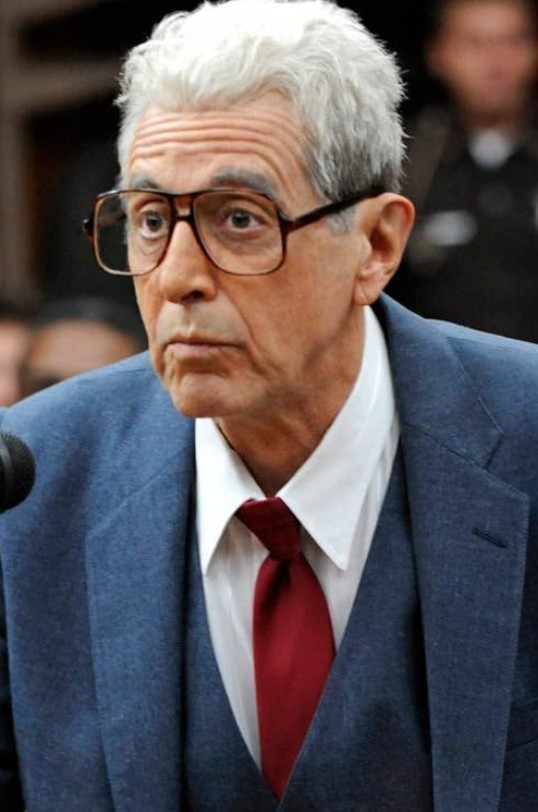 Al Pacino também participou de diversas séries de televisão ao longo de sua carreira. Por 