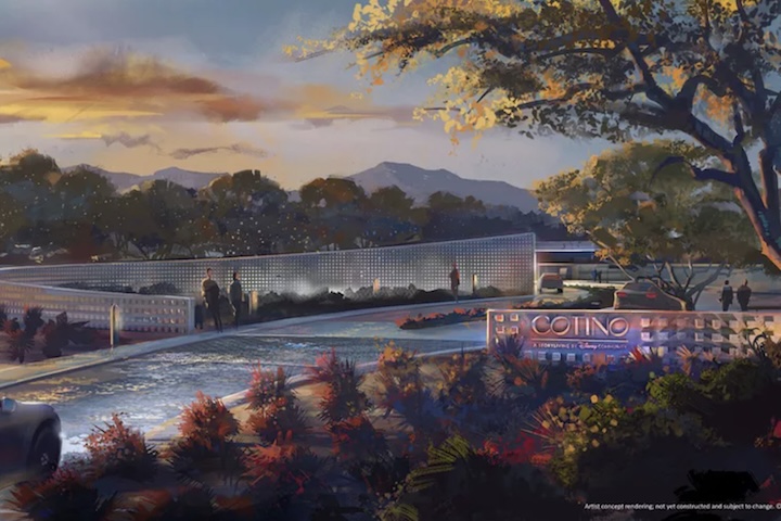 O primeiro projeto dessa linha foi o Cotino, localizado em Rancho Mirage, na região do Coachella Valley, na Califórnia, área frequentada por Walt Disney durante períodos de descanso com a família.