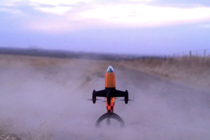 Drone criado por engenheiros sul-africanos com impressora 3D se torna o mais rápido do mundo - Reprodução/YouTube