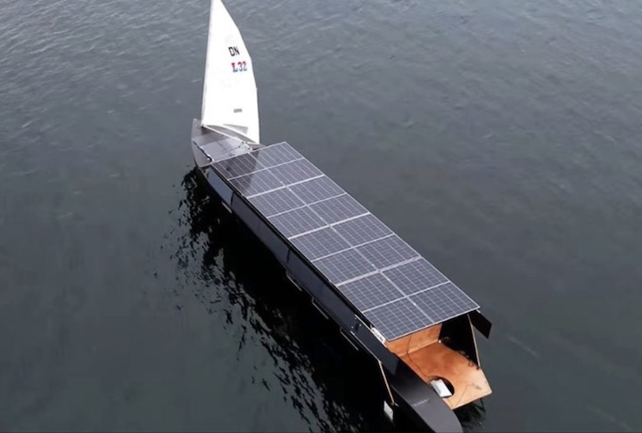 Um projeto do finlandês Lukas, documentado no YouTube, lança uma proposta inovadora de moradia flutuante e navegação de longa distância com impacto ambiental reduzido.  -  (crédito: Reproduc?a?o/True North Yachts )