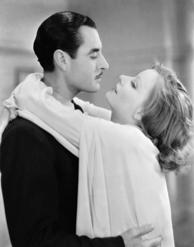 No restante da década de 1920, Garbo atuou em dramas românticos populares como “A Mulher Divina”, “Mulher de Brio