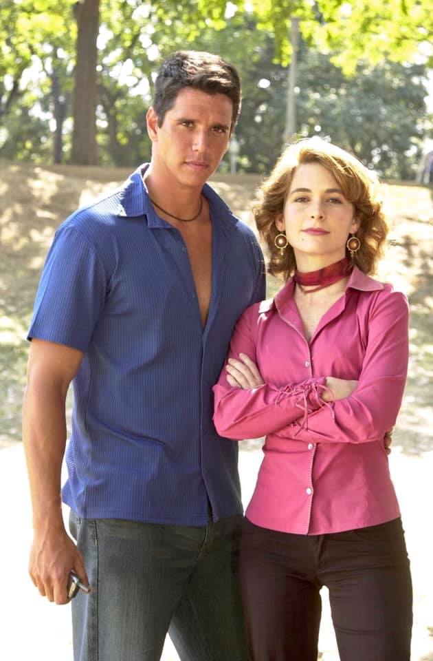 Márcio começou a carreira na televisão como apresentador na MTV Brasil em 1993. Um ano depois, recebeu um convite para atuar na novela “Tropicaliente”, da TV Globo. Nos anos seguintes, esteve em outras novelas da emissora e, aos poucos, construiu sua imagem de galã. Entre essas novelas estão “Malhação”, “Anjo Mal” e “Celebridades”.
