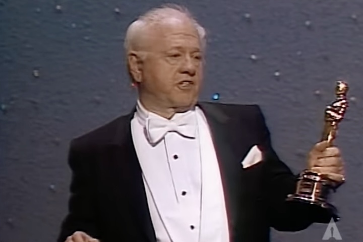 Mesmo enfrentando altos e baixos financeiros e pessoais ao longo da vida, Rooney se manteve ativo artisticamente até idade avançada. Em 1983, ele recebeu um Oscar honorário em reconhecimento à sua longa contribuição à indústria.