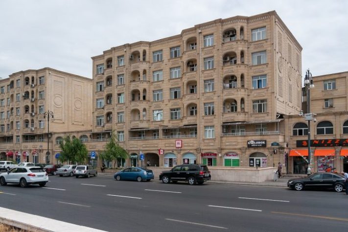 Baku, Azerbaijão - Wikimedia Commons/Matti Blume