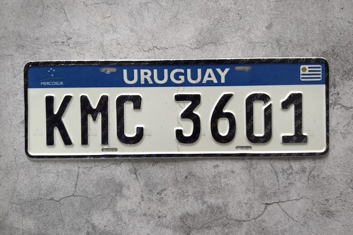 Placa Veicular Uruguai - Reprodução/Ebay