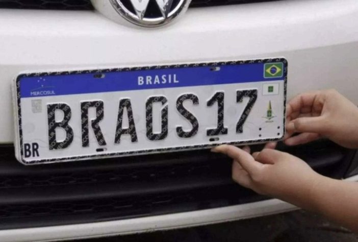 Placa veicular Mercosul - Divulgação/Detran