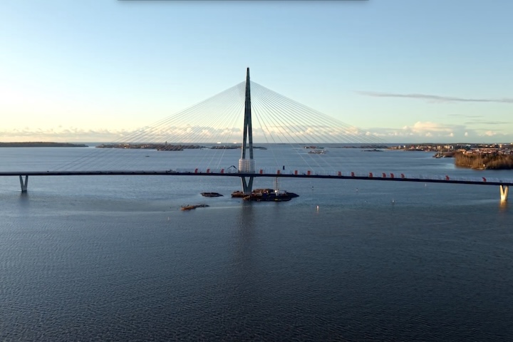 Ponte Kruunuvuorensilta, Helsinque, Finlândia - Reprodução/YouTube