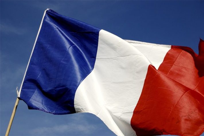 Bandeira da França - Wikimedia Commons/Wouter Engler