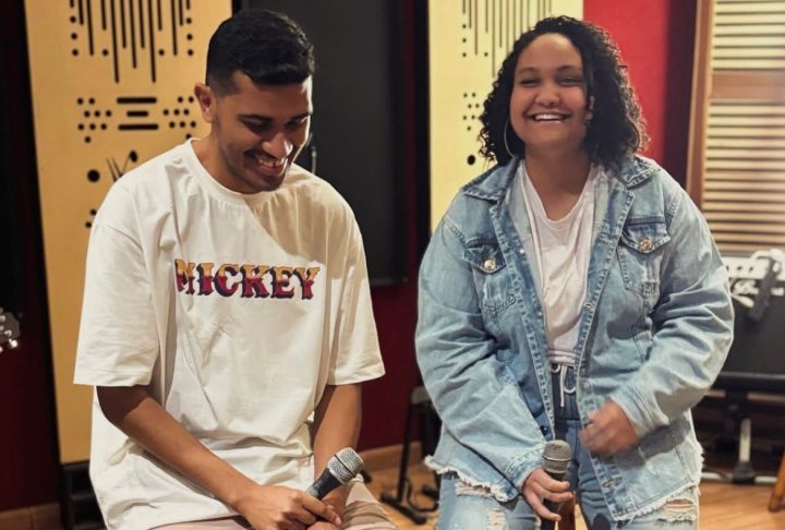 Diversos amigos se manifestaram nas redes sociais e lamentaram a morte da jovem. “Você nunca será esquecida, obrigado por me dar um pouco de tudo de bom que tinha”, escreveu o também cantor Tony Diniz.