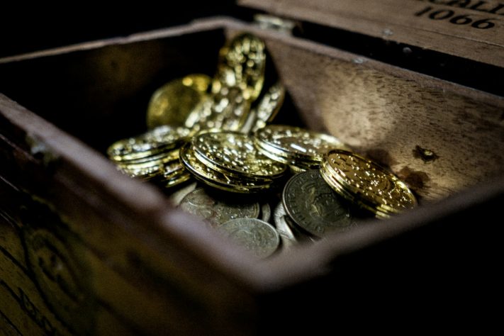 Moedas de ouro/tesouro - Bjorn Pierre/Unsplash