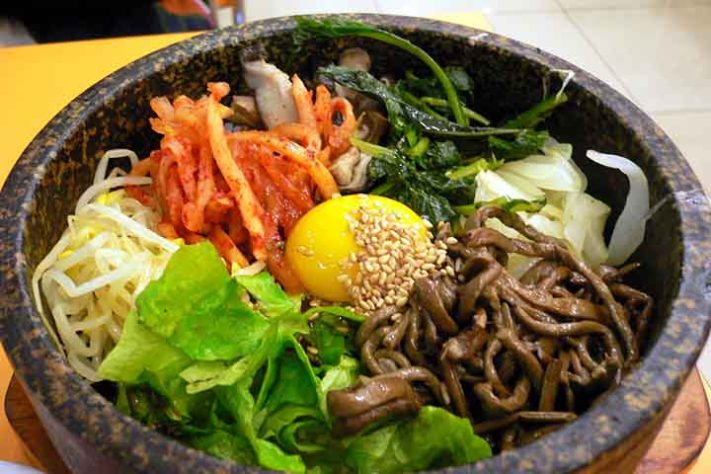 Prato coreano Bibimbap 