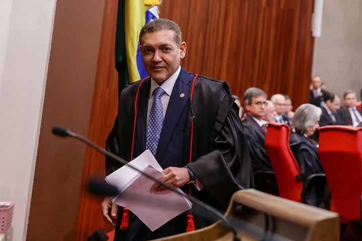 Já no TSE, em 2023 deu voto contrário à inelegibilidade de Jair Bolsonaro por abuso de poder político e uso indevido dos meios de comunicação em ataques ao sistema eleitoral brasileiro diante de embaixadores. No entanto, sua posição foi derrotada por 5 a 2 e o ex-presidente perdeu os direitos políticos.

