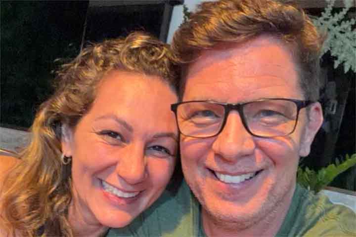 Na vida pessoal, Frias foi casado com a atriz Nívea Stelmann entre 2003 e 2005. O casal teve um filho, Miguel. Posteriormente, casou-se com a publicitária Juliana Camatti, com quem teve sua segunda filha, Laura.
