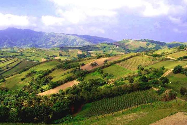 Colinas de Batanes.- Batanes, província na região Vale de Cagaiã, nas Filipinas - bingbing/Wikimédia Commons