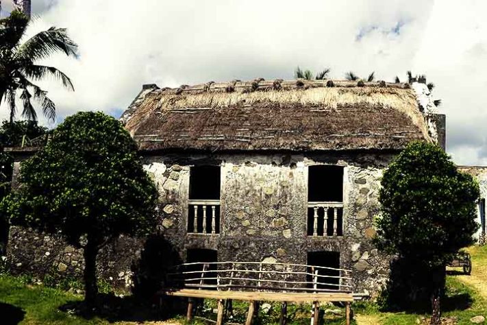 Uma casa de pedra de Batanes.- Batanes, província na região Vale de Cagaiã, nas Filipinas - Greenthumb331/Wikimédia Commons