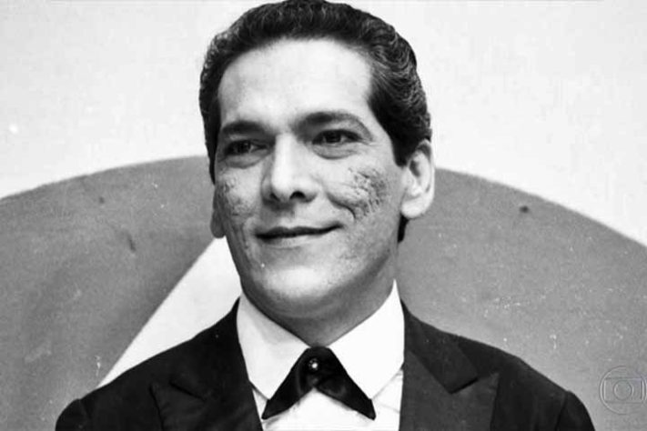 Ator e comediante Lúcio Mauro